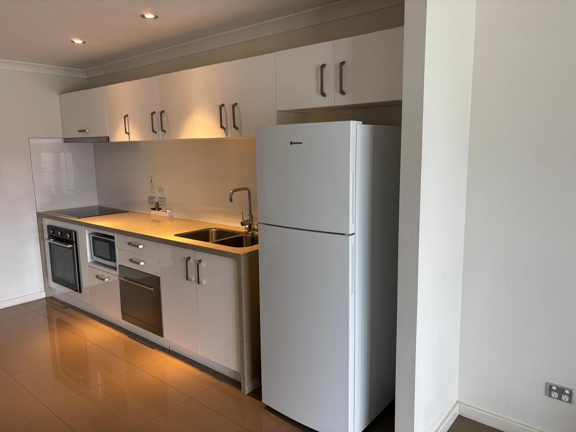 Seaview Aparthotel 4*